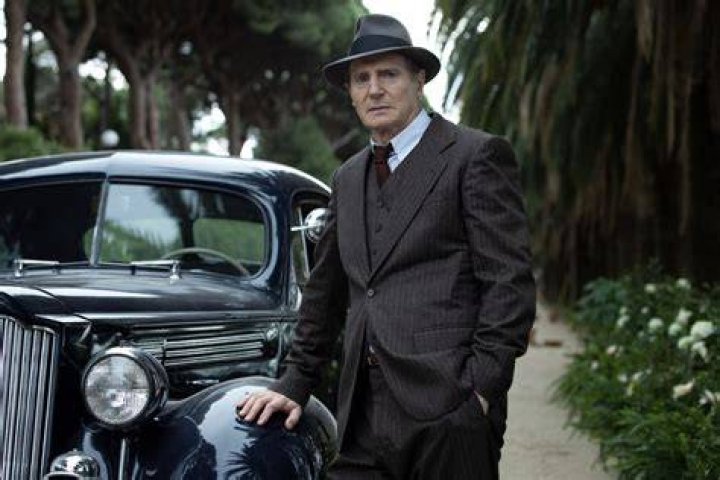 How old is Philip Marlowe