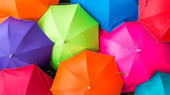 What color Umbrella should I get