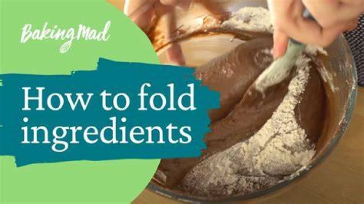 What does fold in mean in a recipe?